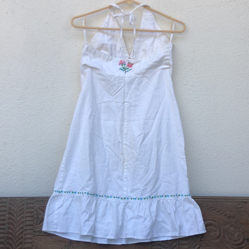 Roxy white halter dress with cross-stitched flowers - Picture 3 of 8